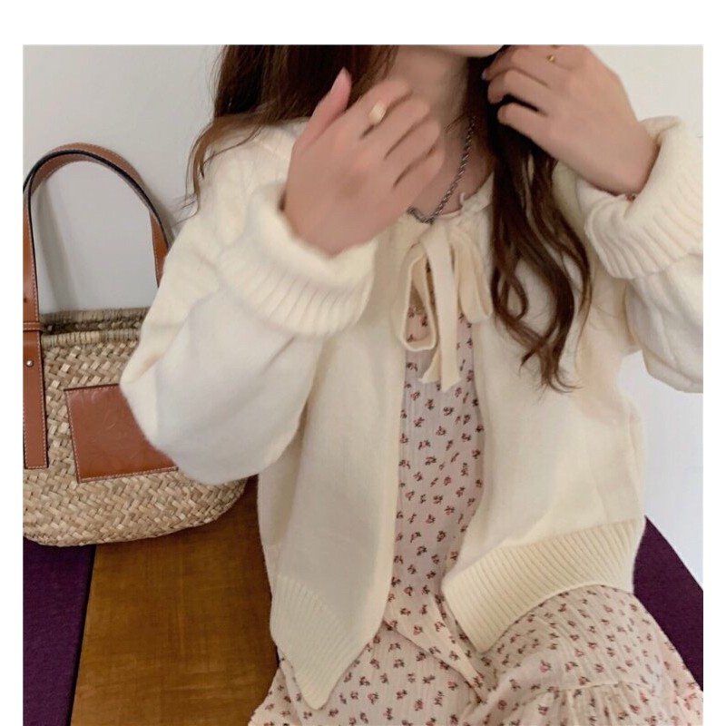 Set áo khoác cardigan màu be buộc dây + váy maxi hoa nhí Hàn Quốc [Yannie]