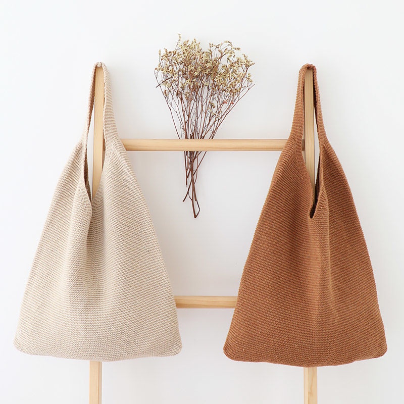 【Freight free】simple fashion retro wool knit handbag Joker woven bag delicate and elegant