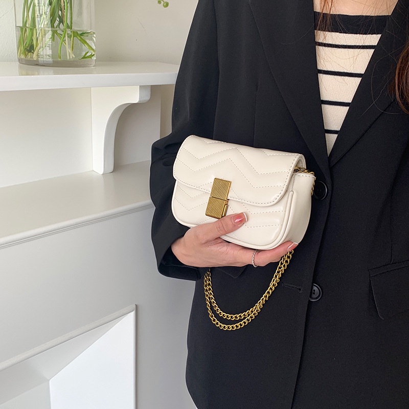 Túi xách vuông nhỏ đeo chéo đeo vai da PU mềm phối dây xích