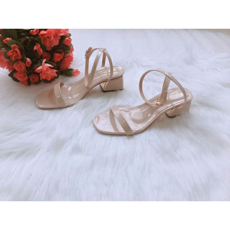 Giày Sandal Cao Gót Nữ Đế Vuông 5P Màu Đen Quai Mảnh Chất Da Bóng Siêu Đẹp - mã GBĐ