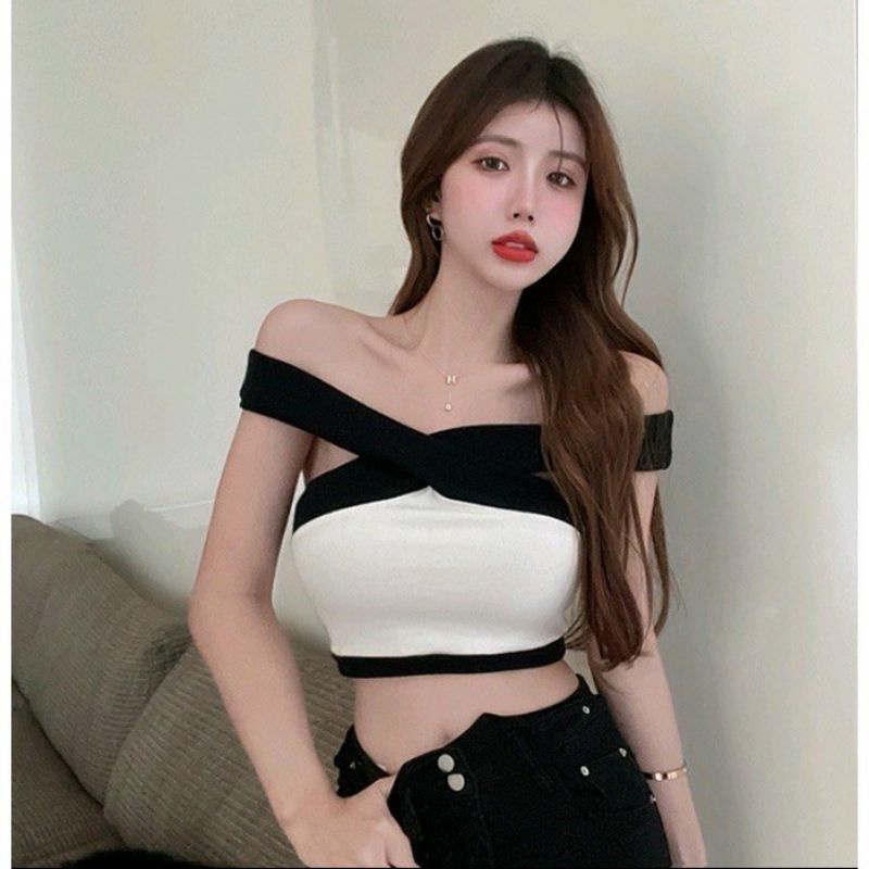 Áo yếm bảng bự trắng phối đen mặc được nhiều kiểu A15