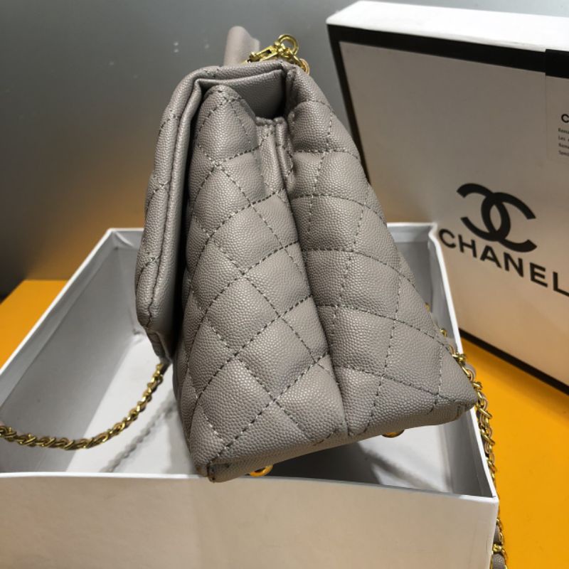 Túi sách cao cấp.