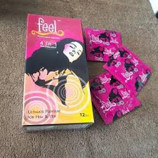 Bao Cao Su Feel 4 in 1 - Siêu mỏng, gân, gai - Hộp 12 bao