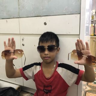 KÍNH RÂM CHỐNG NẮNG CAO CẤP
