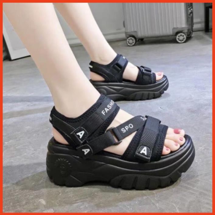 Giày Sandal Nữ Học Sinh Đế Cao 6Cm Thời Trang Cá Tính, Dép Sandal Kiểu Quai Chéo Đế Bánh Mỳ Mang Đi Học, Đi Chơi -b11