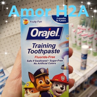 Kem đánh răng ORAJEL Training toothpaste