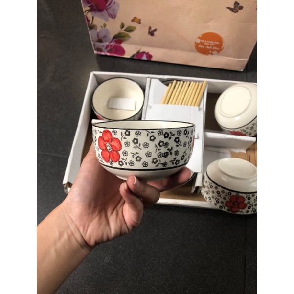 Bộ 6 chén 6 đũa hoa văn anh đào