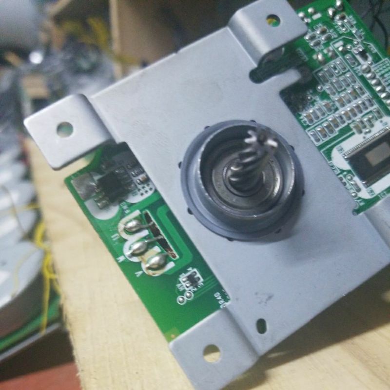 Động cơ Không chổi than  26W