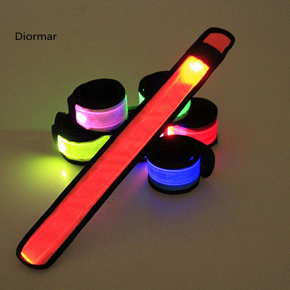 Vòng đeo tay có đèn LED phát sáng cho các buổi biểu diễn / buổi biểu diễn / buổi biểu diễn
