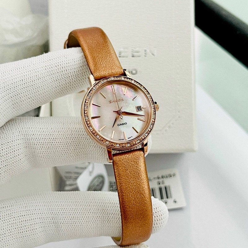 Đồng hồ nữ dây da Casio Sheen SHE 4060PGL