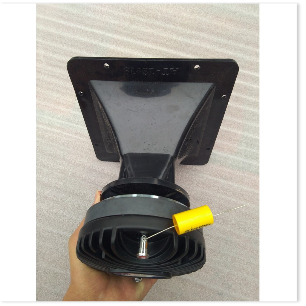 BỘ LOA TREBLE 450 RCF NẮP NHÔM + 1 KÈN + 1 HỌNG 18X18 + 1 TỤ 2,2MF - TREBLE 450