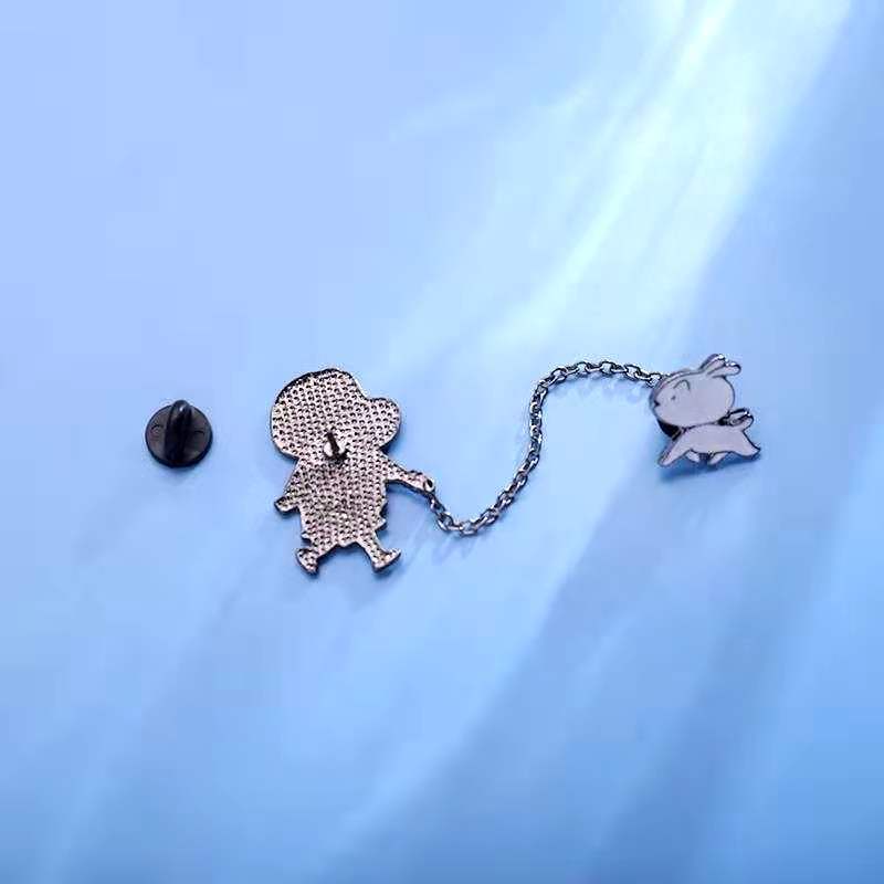 Huy Hiệu Cài Áo Hoạt Hình Shin-Chan Dễ Thương