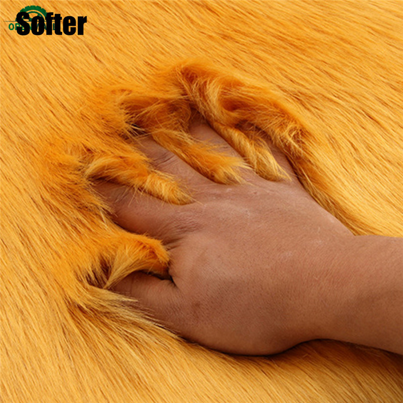 Đệm lông mềm lót ghế ngồi xe hơi tiện dụng