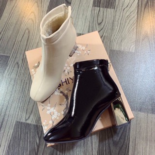 Boot đá vuông gót gương