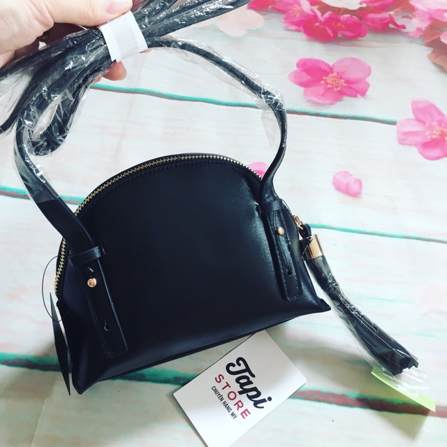 Túi đeo chéo Forever 21 Half Moon Crossbody Bag