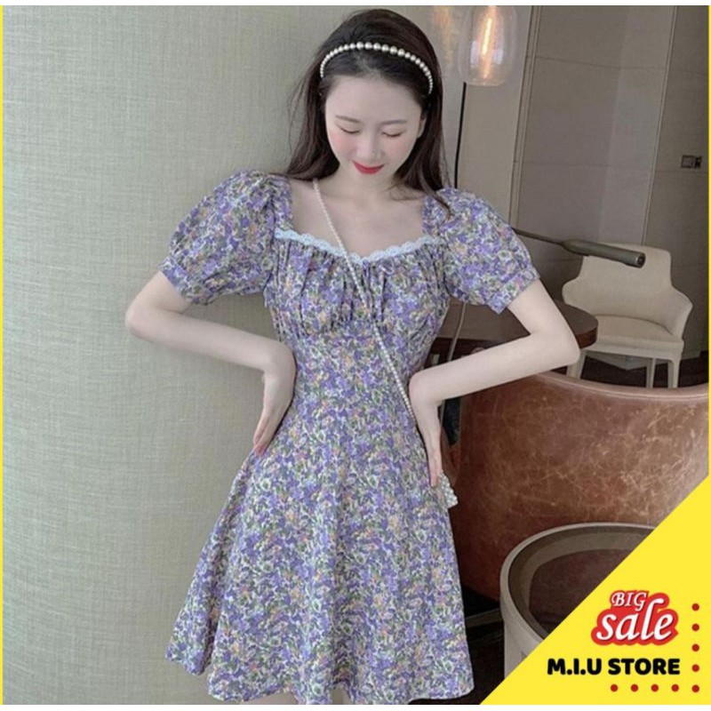 Đầm hoa nhí tím cổ vuông phối ren tay phồng