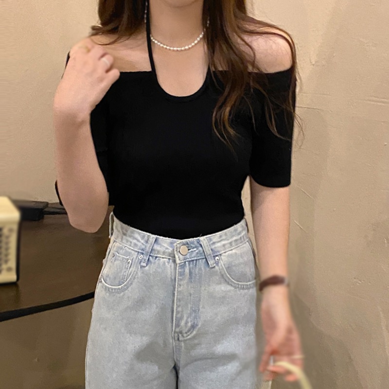 Áo thun nữ ngắn tay kiểu cổ yếm họa tiết kẻ sọc thời trang