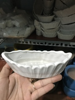 Chậu sứ mini dáng thuyền