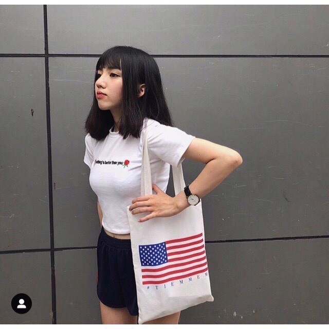 Áo croptop thêu hoa hồng ngang ngực nothing xinh