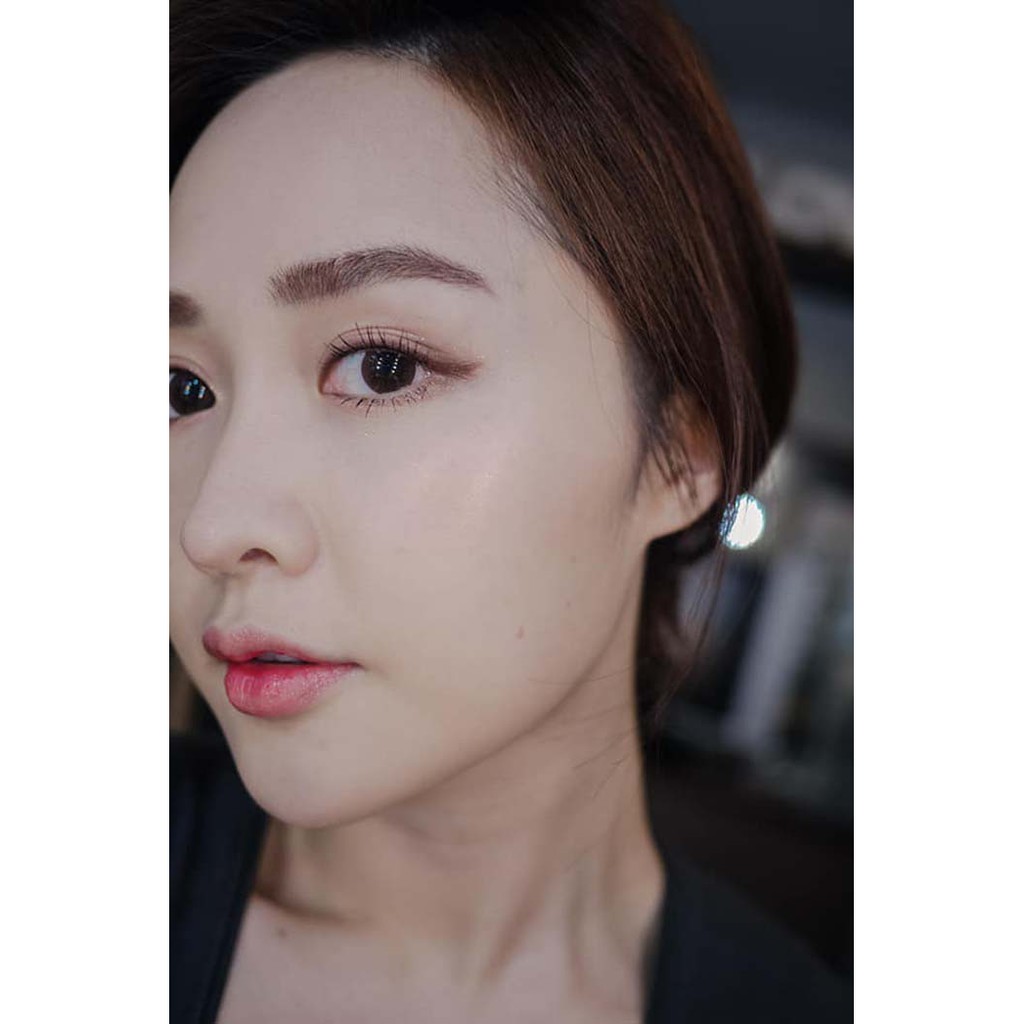 Phấn phủ bột cao cấp siêu mịn - Shu Uemura The Lightbulb Glowing Face Powder: 2gr | BigBuy360 - bigbuy360.vn