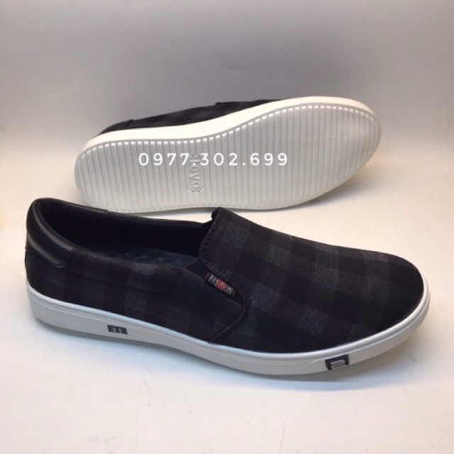 Giày nam slip on kẻ đẹp | BigBuy360 - bigbuy360.vn