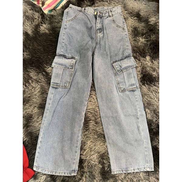 Quần jean xanh size L túi hộp