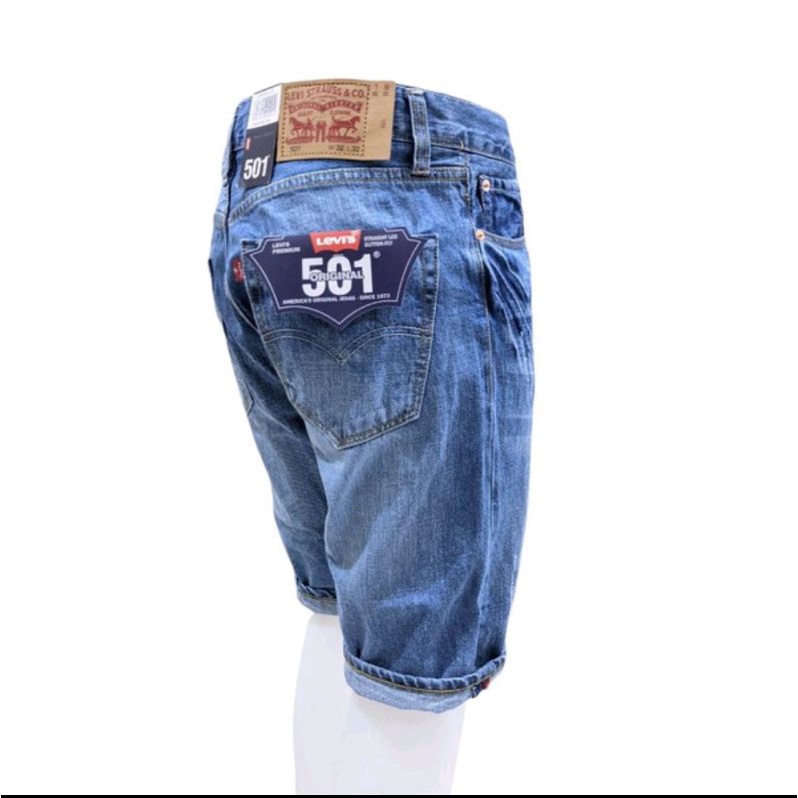 Quần Jean Ngắn Levis 501 Xanh Nhạt