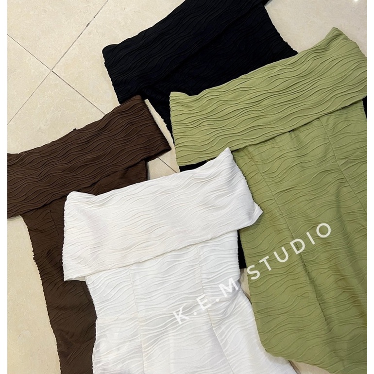 ĐẦM TRỄ VAI SÓNG