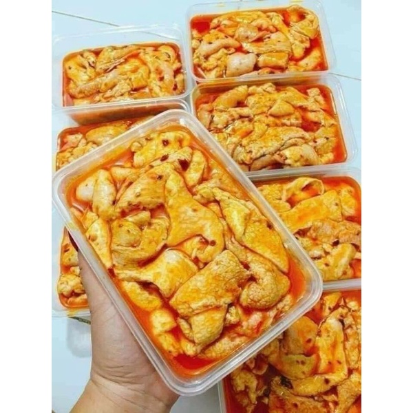 Vú heo ướp chao ngon, hộp 500g, thích hợp nướng/chiên