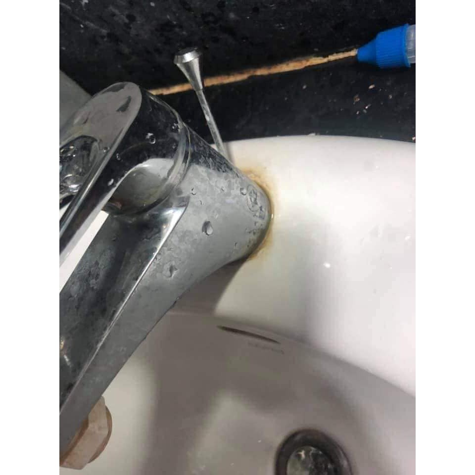 Chai dung dịch tẩy mốc Mold cleaner cho nhà luôn sạch