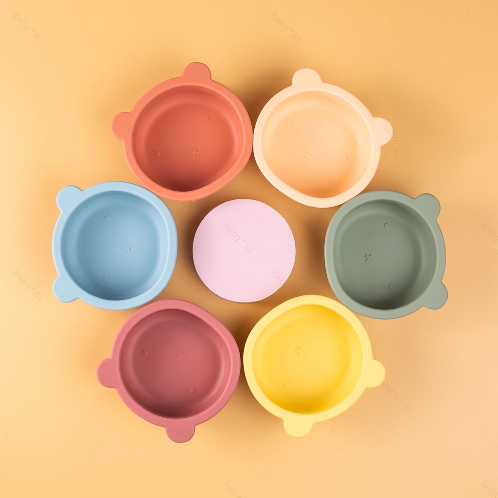 Bát silicon hình gấu tones màu Pastel phong cách Hàn Quốc, có đế hút chân không chống lật cho bé ăn dặm