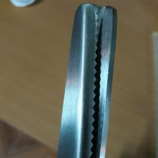 Combo kéo răng cưa và giấy a4