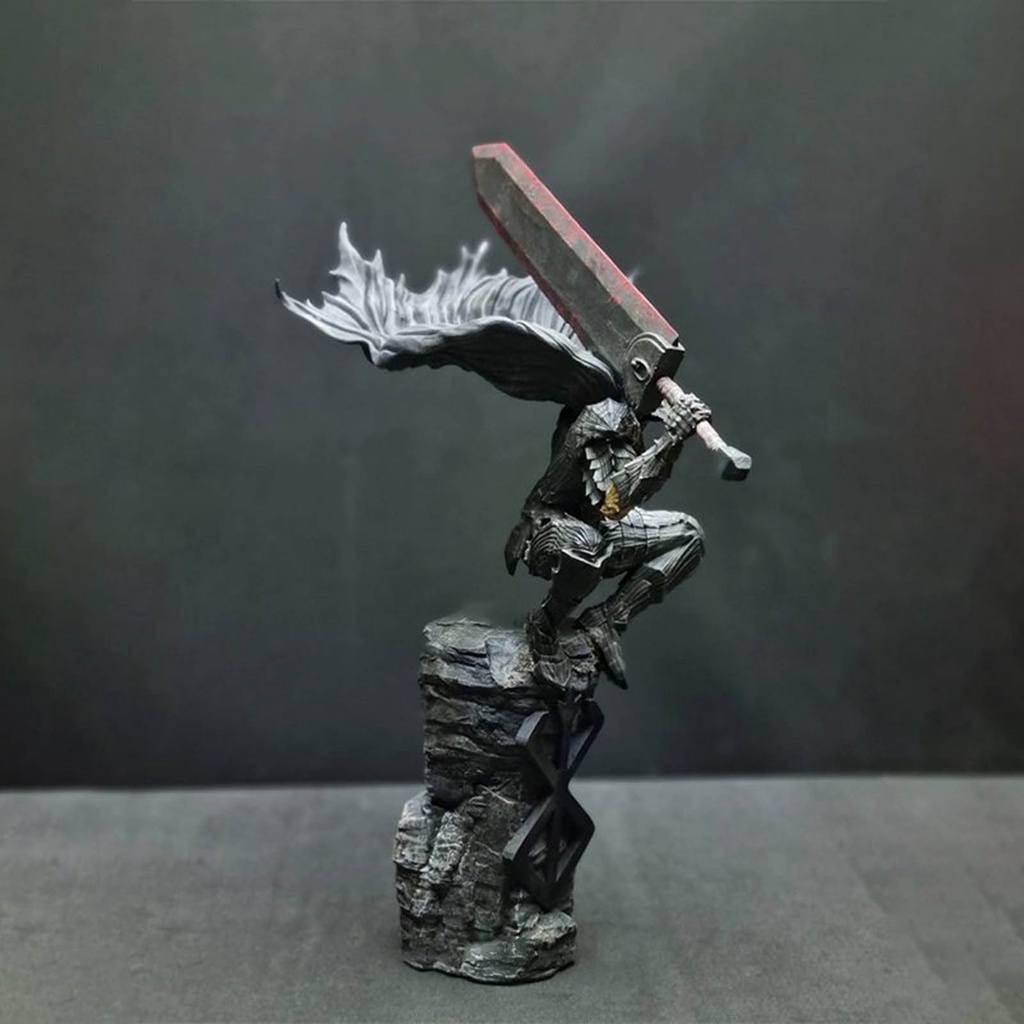 Mô Hình Nhân Vật Ellen Berserk Guts Mặc Áo Giáp Trong Đêm