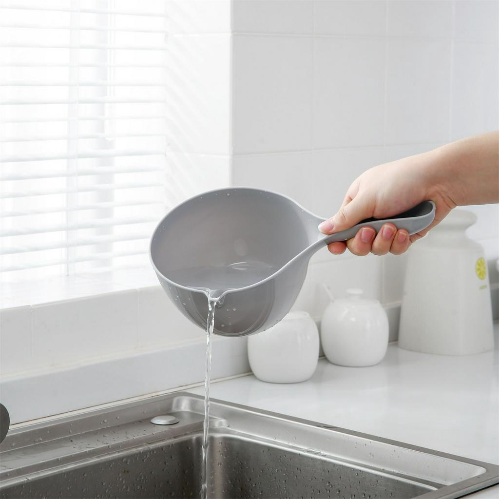 Gáo Múc Nước JUJIAJIA Bằng Nhựa Dày Dặn Dùng Gội Đầu Cho Bé/ Sử Dụng Trong Nhà Bếp