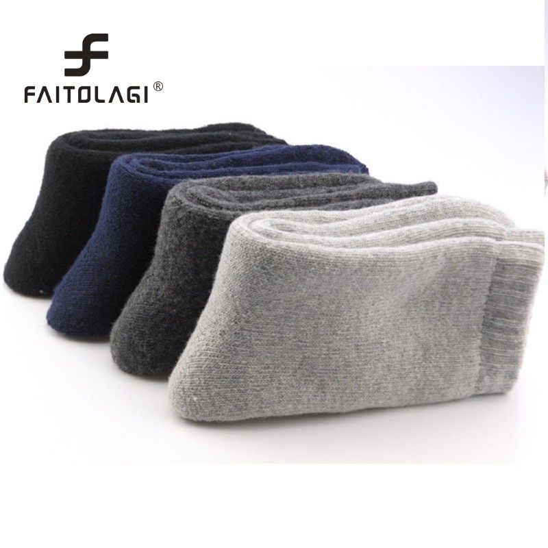 Đôi vớ ngắn giữ ấm chân dễ thương cá tính dành cho nữ