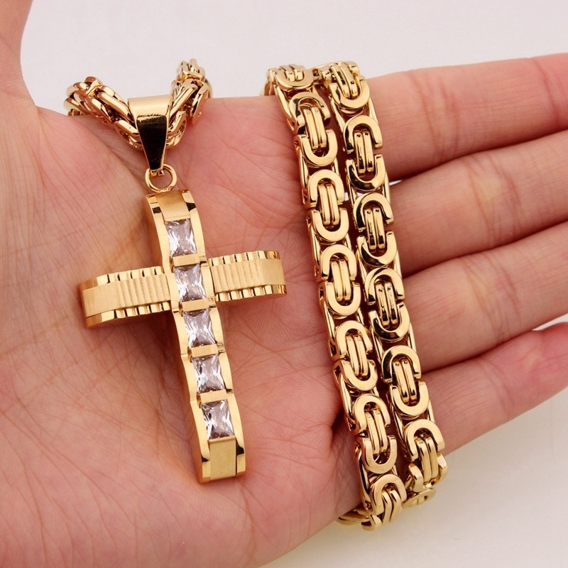 Mặt Dây Chuyền Hình Thánh Giá Đính Đá Zircon Cho Nam