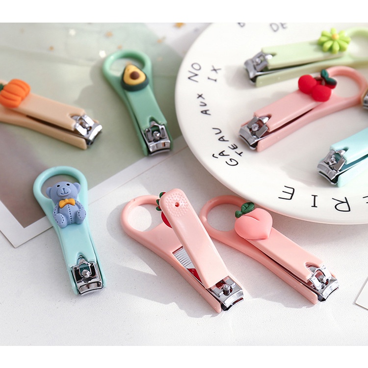 Bấm Cắt Móng Tay Hình Dễ Thương - Có Lỗ Treo Móc Tiện Lợi