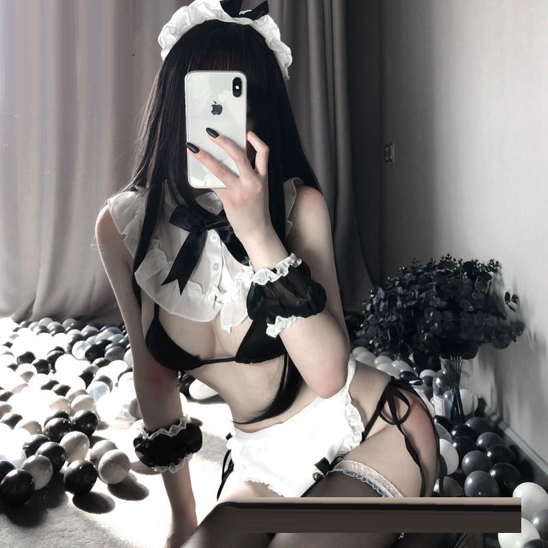 Cosplay phục vụ gợi cảm kèm tất và bờm | BigBuy360 - bigbuy360.vn