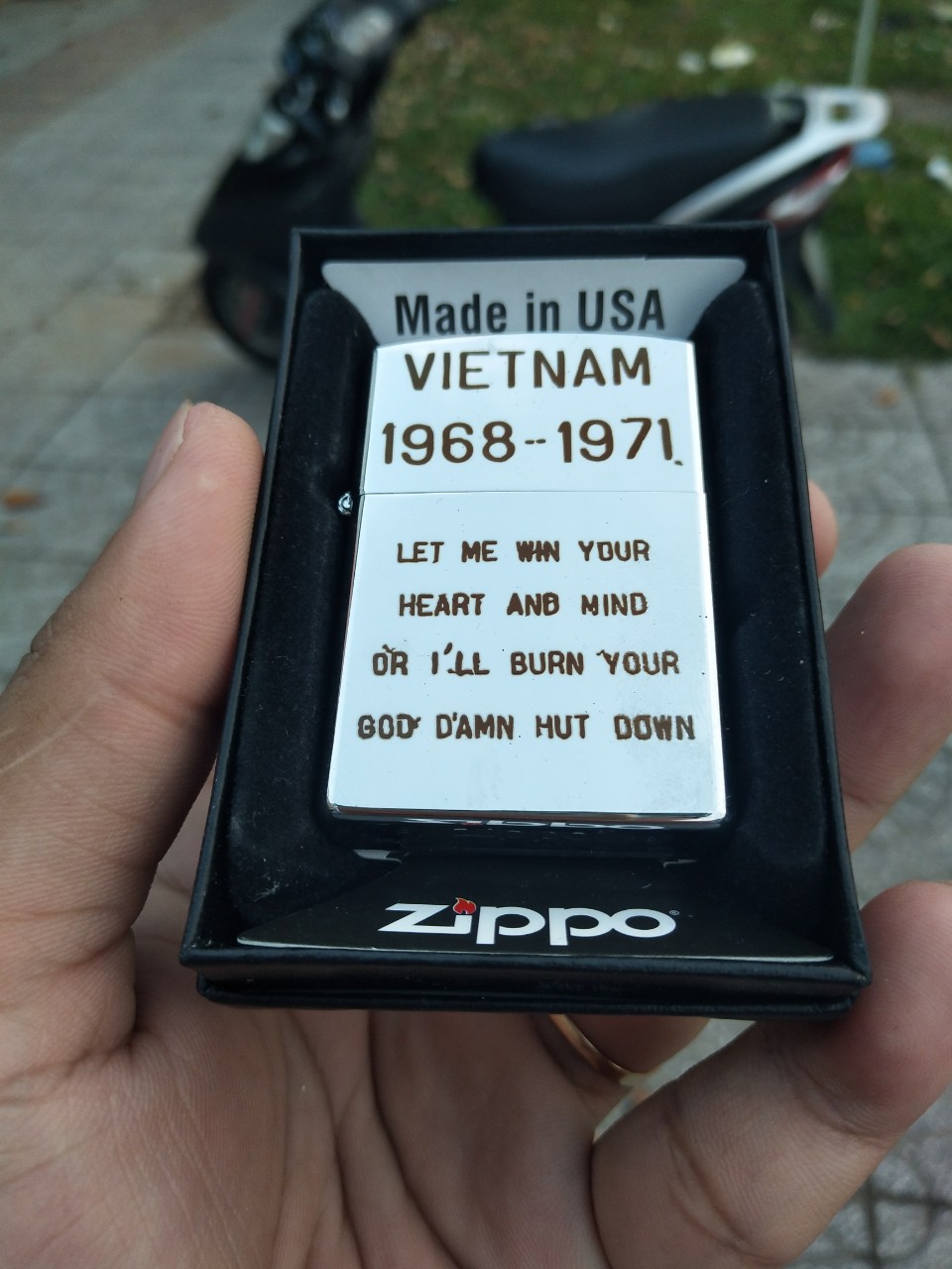 Vỏ Zippo USA Chủ Đề Việt Nam War 1968-1971