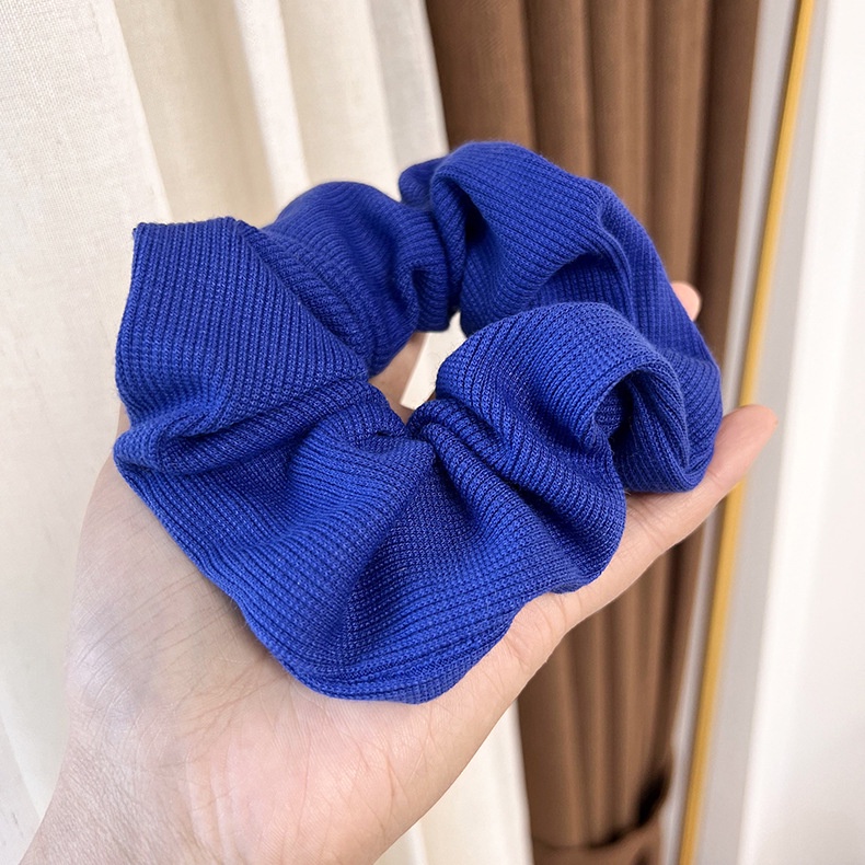 Cột tóc scrunchies màu trơn form lớn Mua Tất (muatatshop)