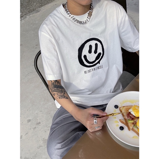 Áo thun tay lỡ nam nữ,in hình One 2 màu