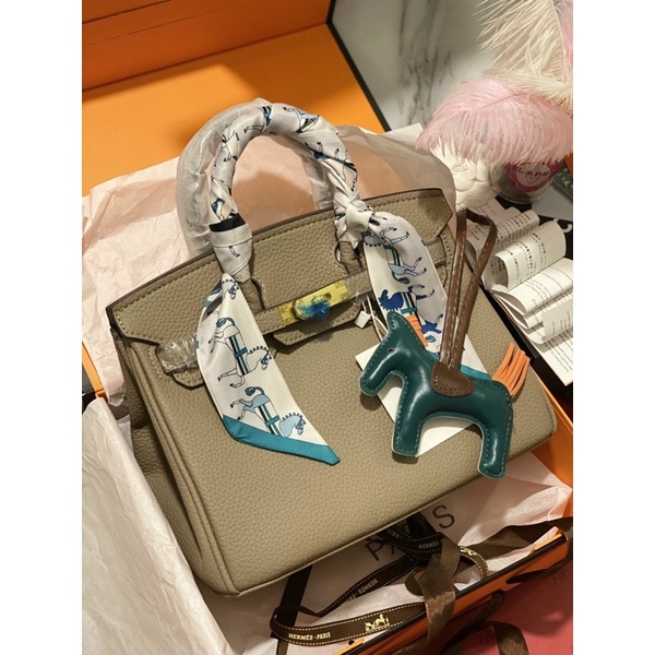 Túi hàng da đẹp chuẩn form - tặng kèm khăn và ngựa