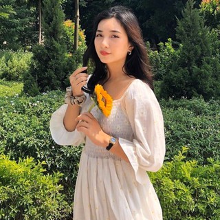Đầm trễ vai hoa cúc ( tặng kèm scrunchies)