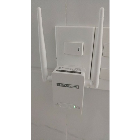 Kích Sóng Wifi Repeater 300Mbps Totolink Ex200 | BigBuy360 - bigbuy360.vn
