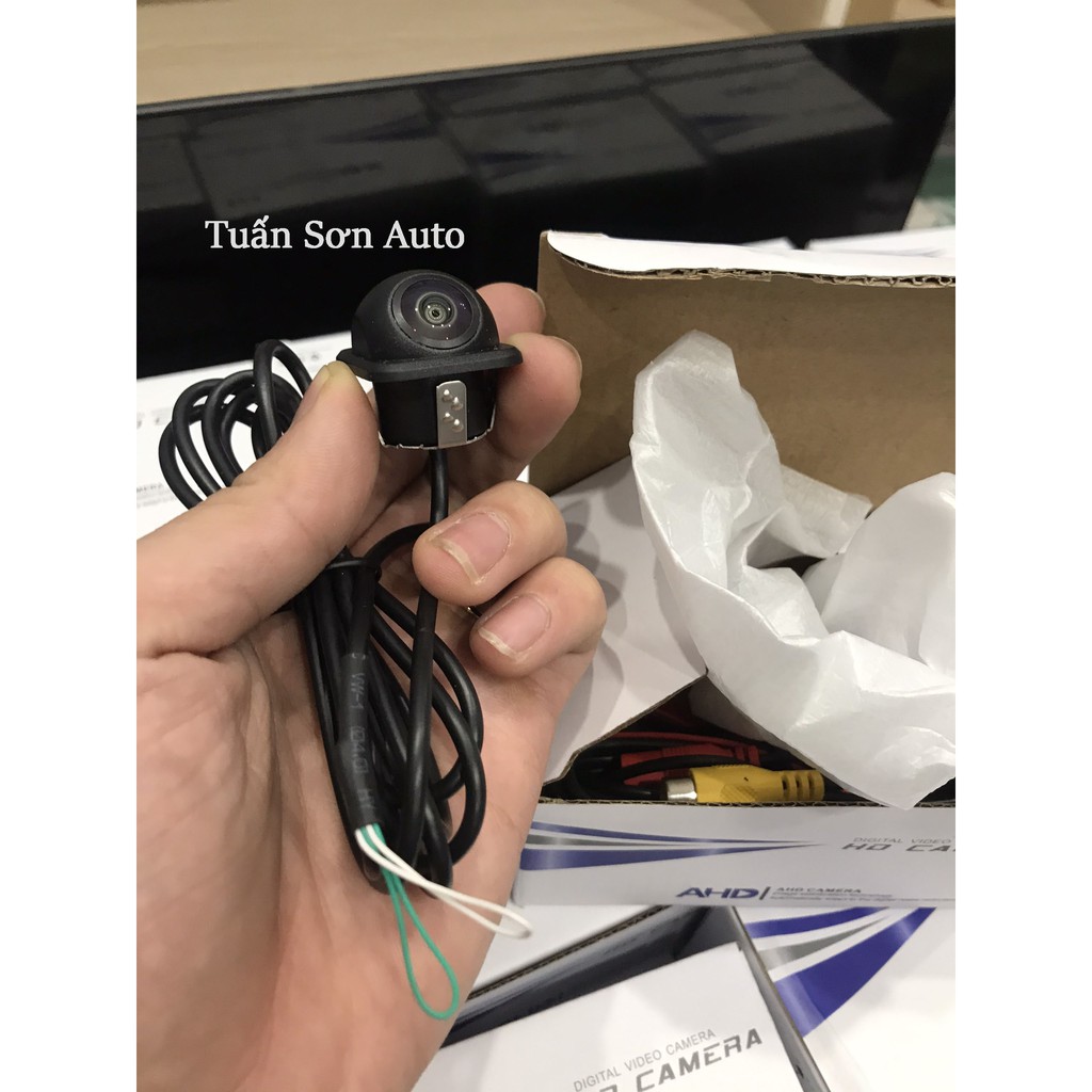 Camera cập lề ô tô AHD mũ rơm có thang chia vạch thông minh | BigBuy360 - bigbuy360.vn