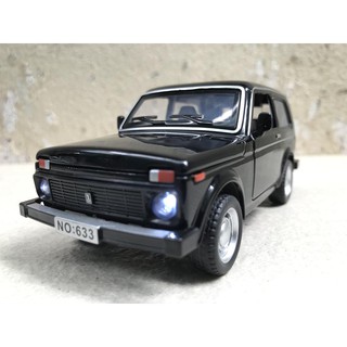 Mô hình xe LADA NIVA 2020 - 1:32