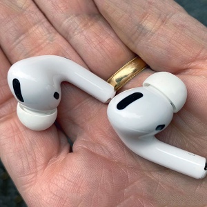 Tai Nghe Bluetooth AP Pro TWS Không Dây Chuẩn 5.0 Định Vị, Đổi Tên, Âm Thanh Vòm Cao Cấp