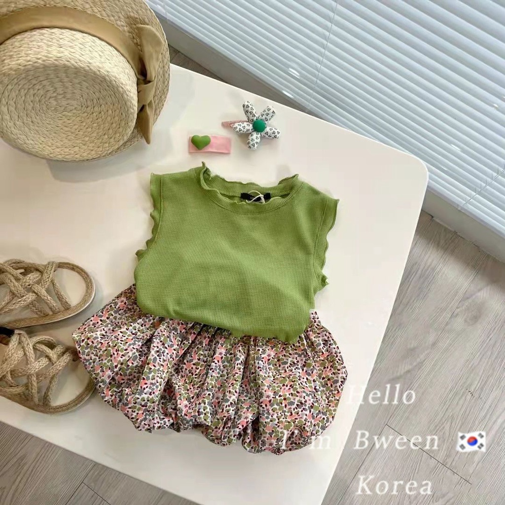 Bộ Áo Sát Nách + Quần Short In Hoa Viền Gợn Sóng Thời Trang Hàn Quốc Cho Bé Gái 0827