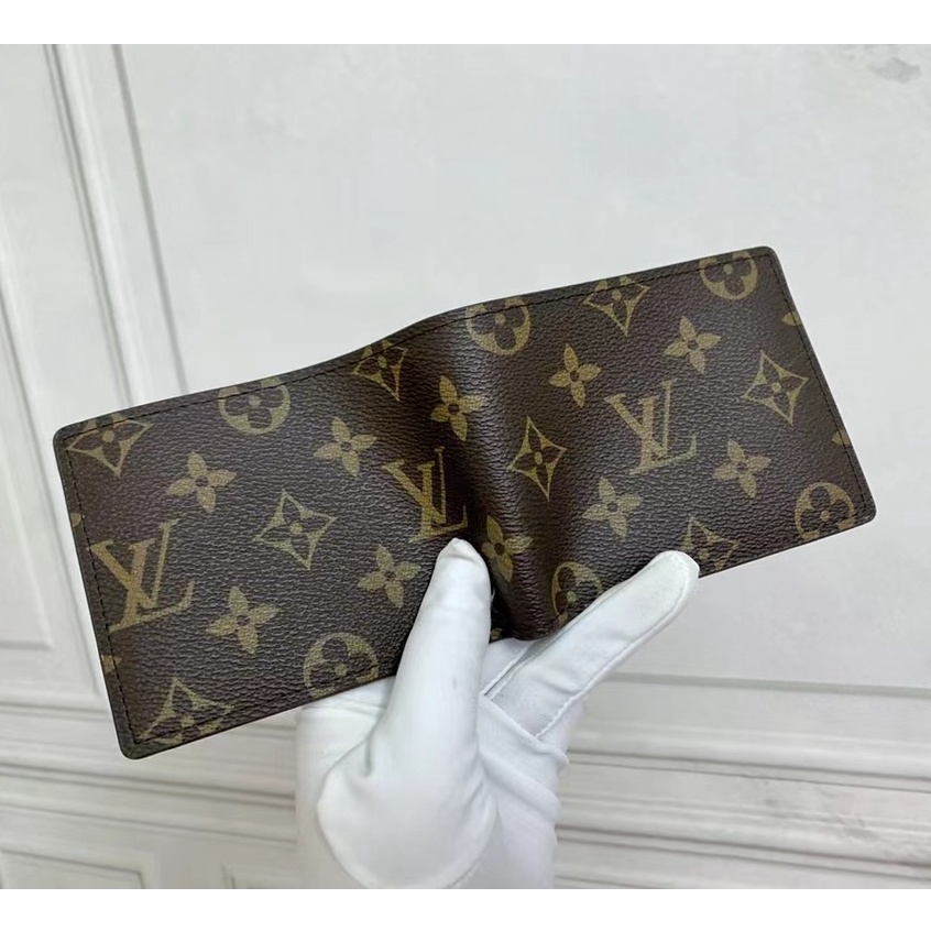 Sẵn sàng giao hàng Ví nam mới của Louis Vuitton LV có hộp