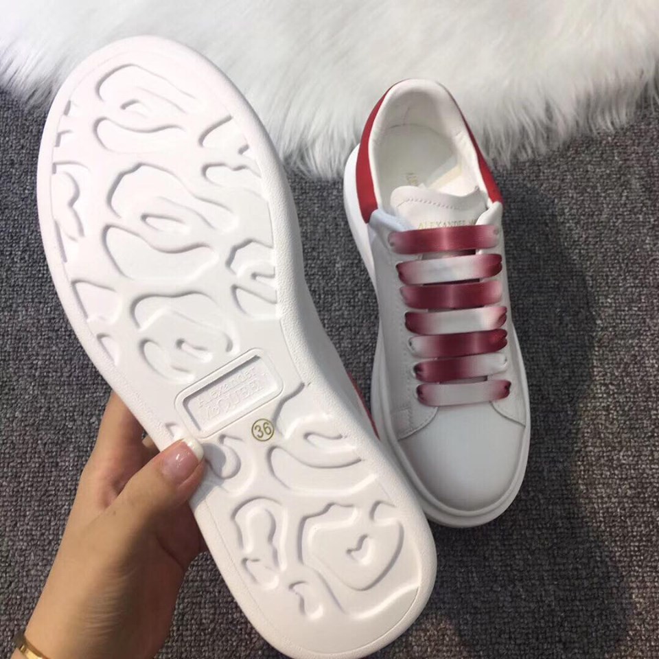 Giày McQueen siêu cấp full thẻ hộp phụ kiện